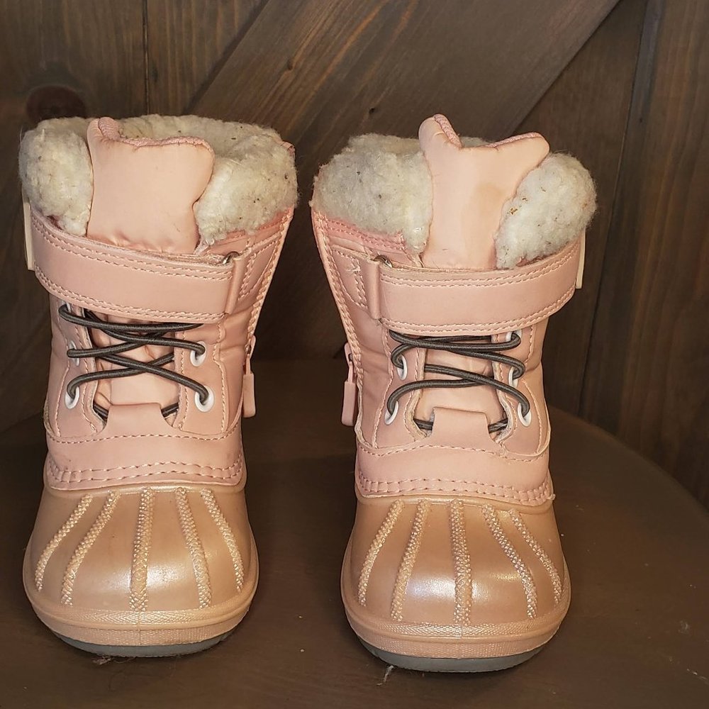 Cat&Jack Toddler Snow Boots Size T5
